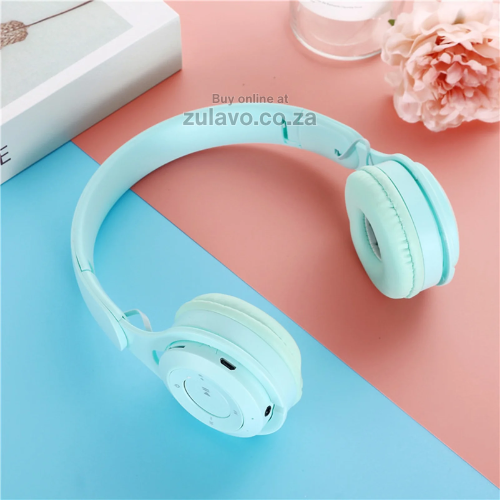 YO8 Stereo Wireless Bluetooth Headphones Bluetooth 5.0 connectivity, immersive stereo sound, and a built-in battery